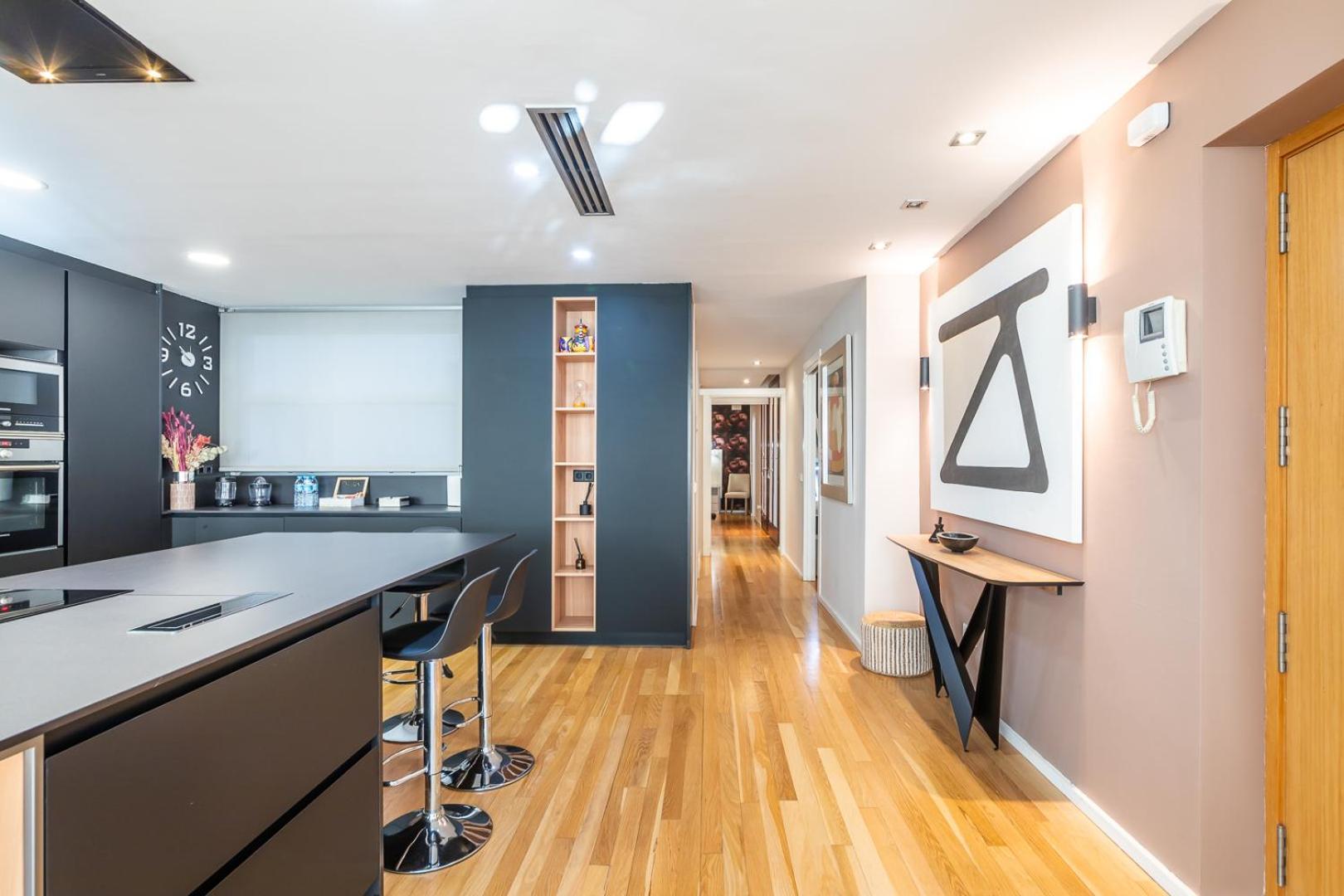 Central Market Lux Apartment Валенсия Экстерьер фото